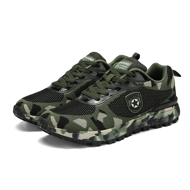 Men's camouflage breathable sports shoes are comfortable and non slip soft soled shoes suitable for men's outdoor activities