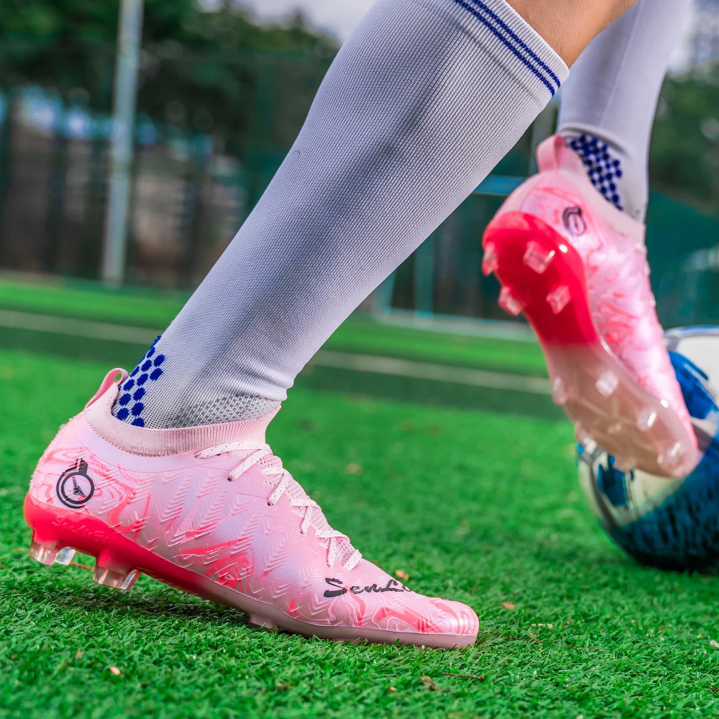 Men's Professional Football Boots High-Top Soccer Cleats FG & TF Sneakers for Outdoor Training & Matches Multi-Color Wear-Resistant