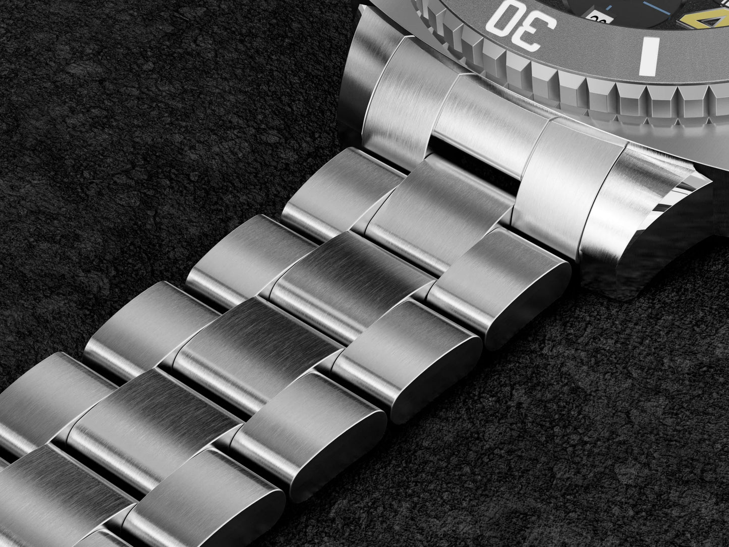 FeelNever Sport Automatic Movement Quartz Watch Stainless Steel Sapphire Crystal Watches for Men 500M Waterproof Clocks Watch for Men