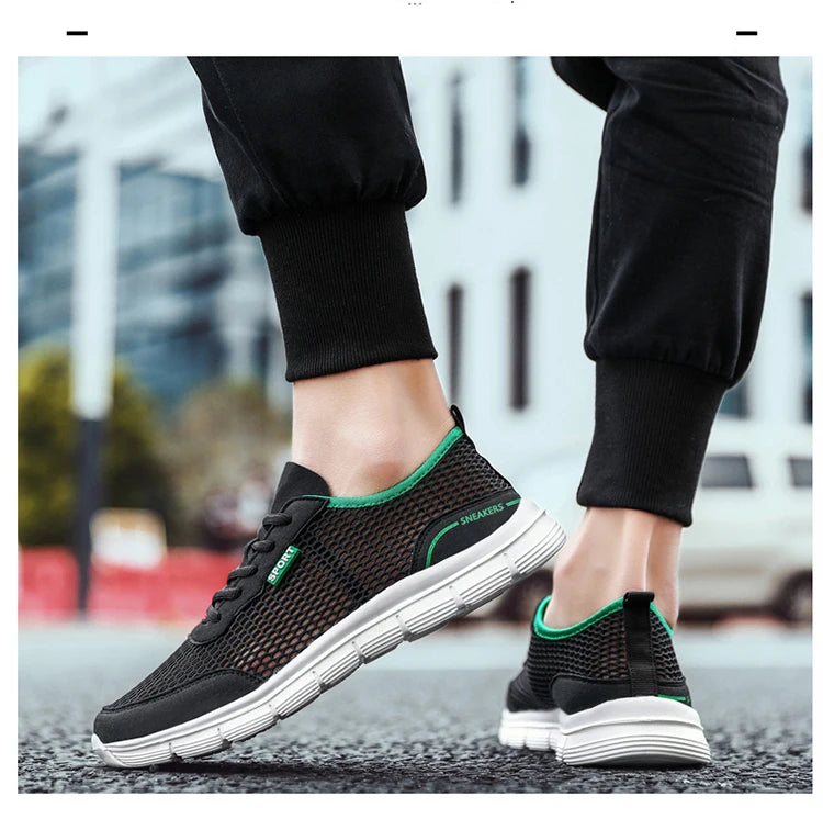 Men Aqua Shoes Outdoor Breathable Beach Shoes Lightweight Quick-Drying Wading Shoes Sport Water Camping Sneakers Shoes