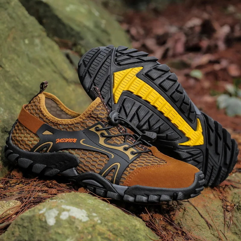 MAIJION Professional Aqua Shoes for Men Non-Slip Water Shoes Trekking Upstream Quick-Dry Beach Lightweight Water Sports Sneakers