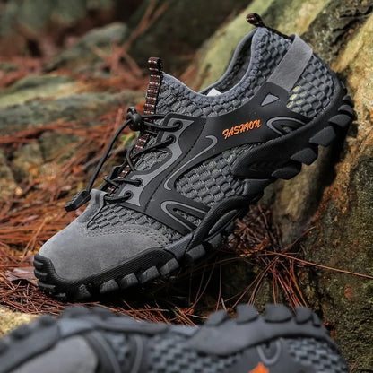 MAIJION Professional Aqua Shoes for Men Non-Slip Water Shoes Trekking Upstream Quick-Dry Beach Lightweight Water Sports Sneakers