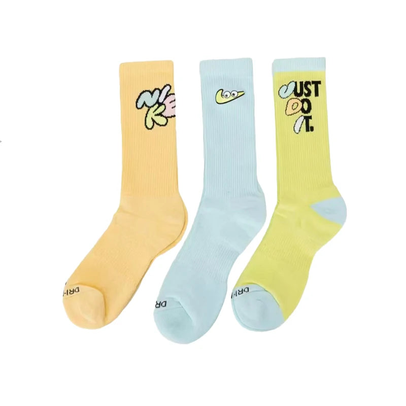 Chaussettes de sport Nike Air Jordan pour homme et femme, montant jusqu'aux genoux, lot de 3, chaussettes de basket-ball confortables et respirantes SX5544-017