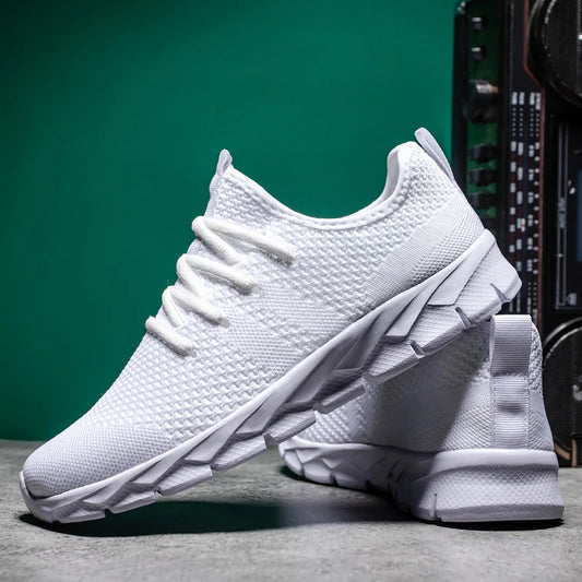 Men Sneakers Breathable light Running Shoes Four Seasons plus size Classic Casual Sports Shoes Platform Sneaker walking shoes