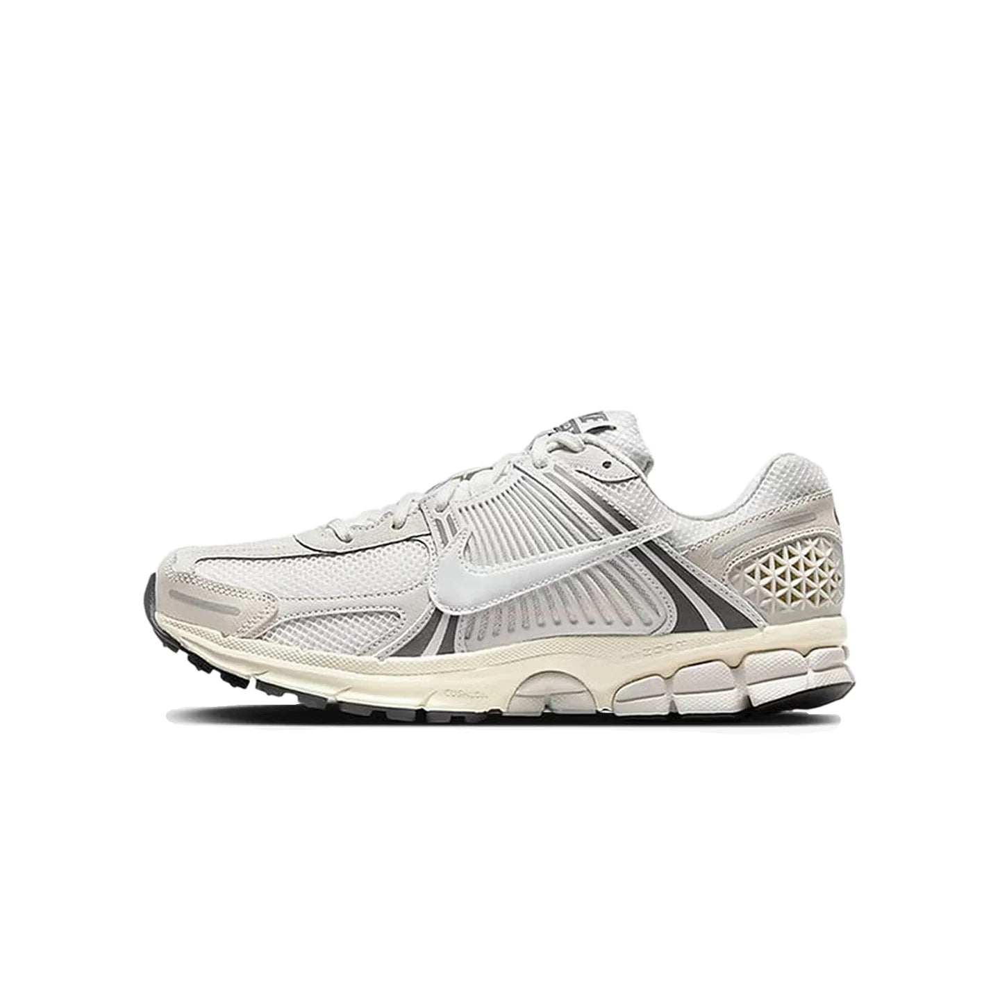 Nike Zoom Vomero 5 Sapatilhas rasas casuais confortáveis, respiráveis, para deslocações e corrida, modelo unissexo FB9149-003