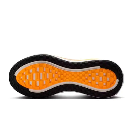 Nike Vomero Plus för män – löparskor med Full ZoomX Max-dämpning för responsiv daglig träning på väg, färg: Hydrogen Blue, modellnummer HV8150-404