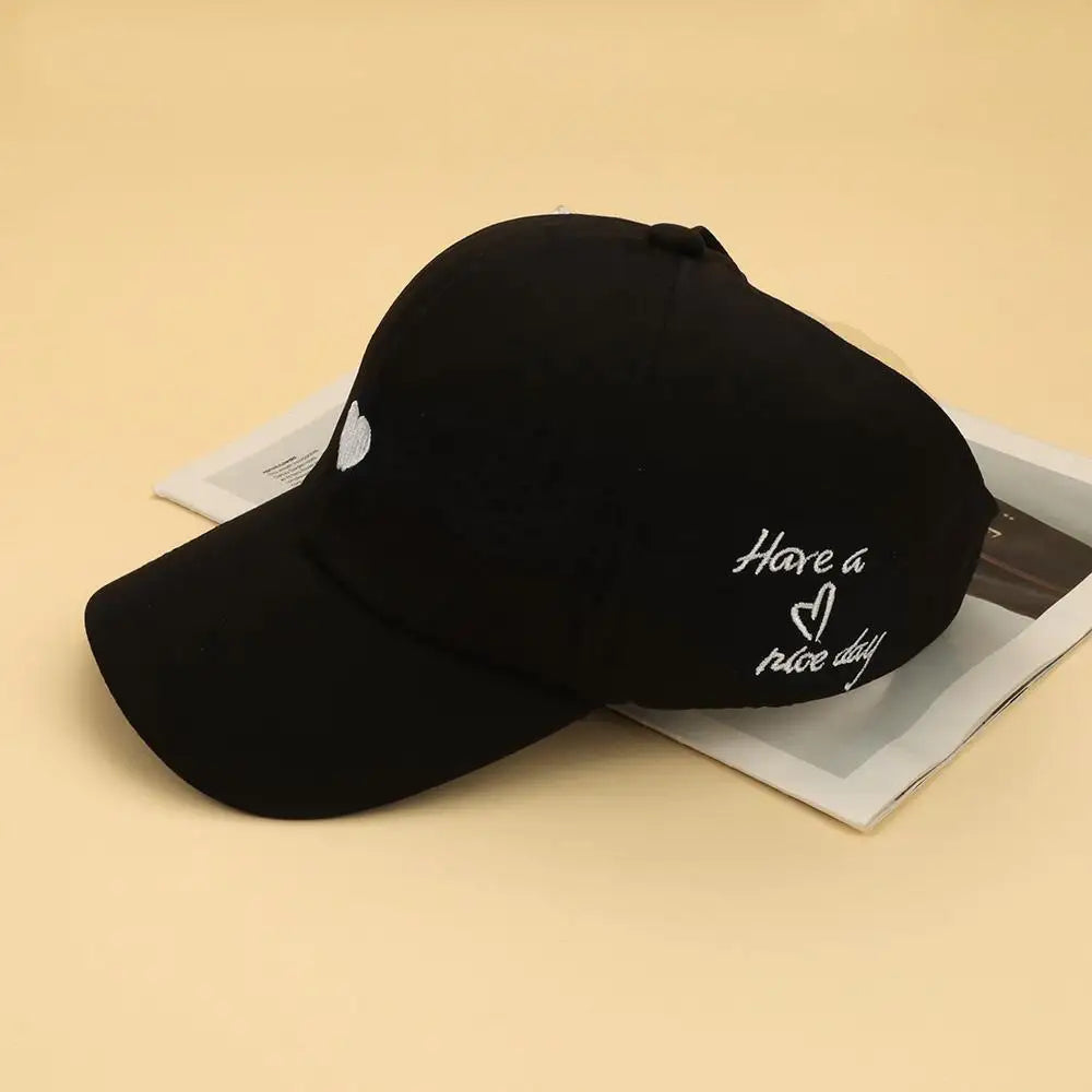 Cappellino estivo da ragazza con coda alta, visiera parasole ad asciugatura rapida, cappellino da baseball per bambini senza visiera, cappellino regolabile da ragazza in colori pastello