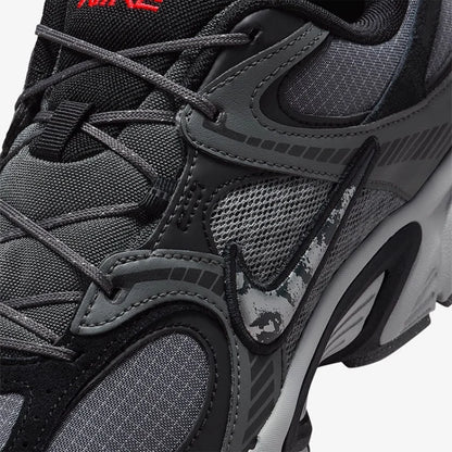 „Nike V5 RNR“ – retro stiliaus, smūgius sugeriantys, kvėpuojantys, lengvi „dad shoes“ IM6769-068