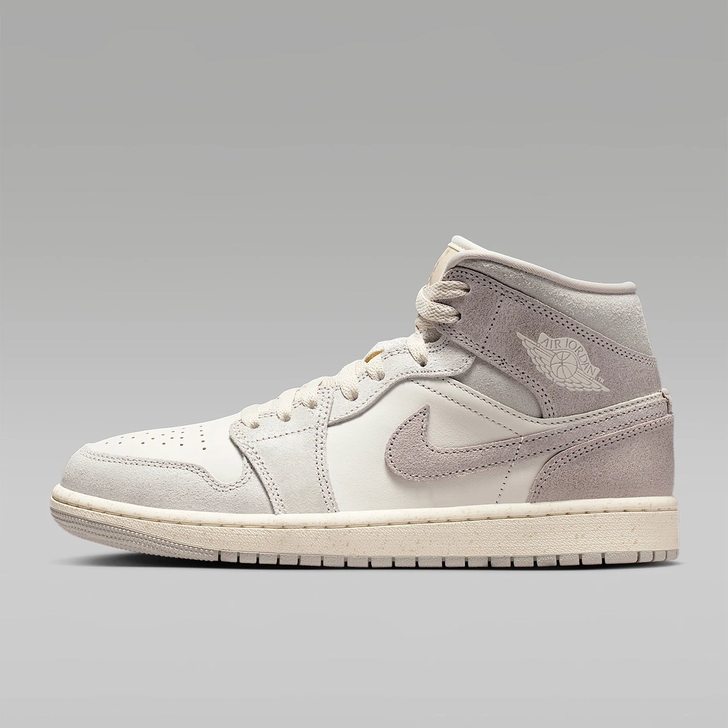 Nike Authentic JORDAN Scarpe da basket sportive da donna a collo alto con lacci, resistenti all’usura IB7010-001