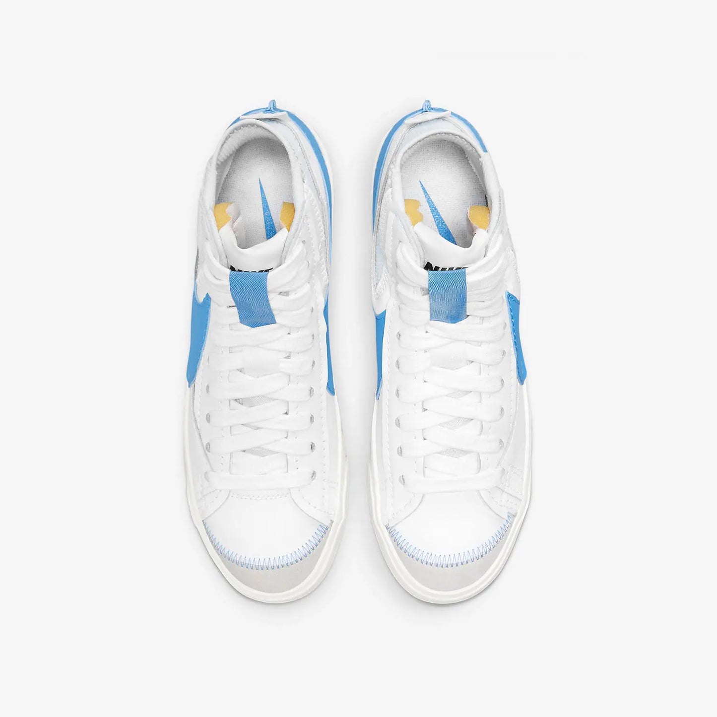Sapatilhas casuais Nike para homem confortáveis e resistentes, de cano alto DD3111