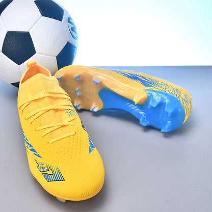 Nouvelles chaussures de football professionnelles pour hommes, chaussures de football antidérapantes, unisexes, respirantes, chaussures de futsal, nouvelles chaussures à crampons, livraison directe, ultralégères
