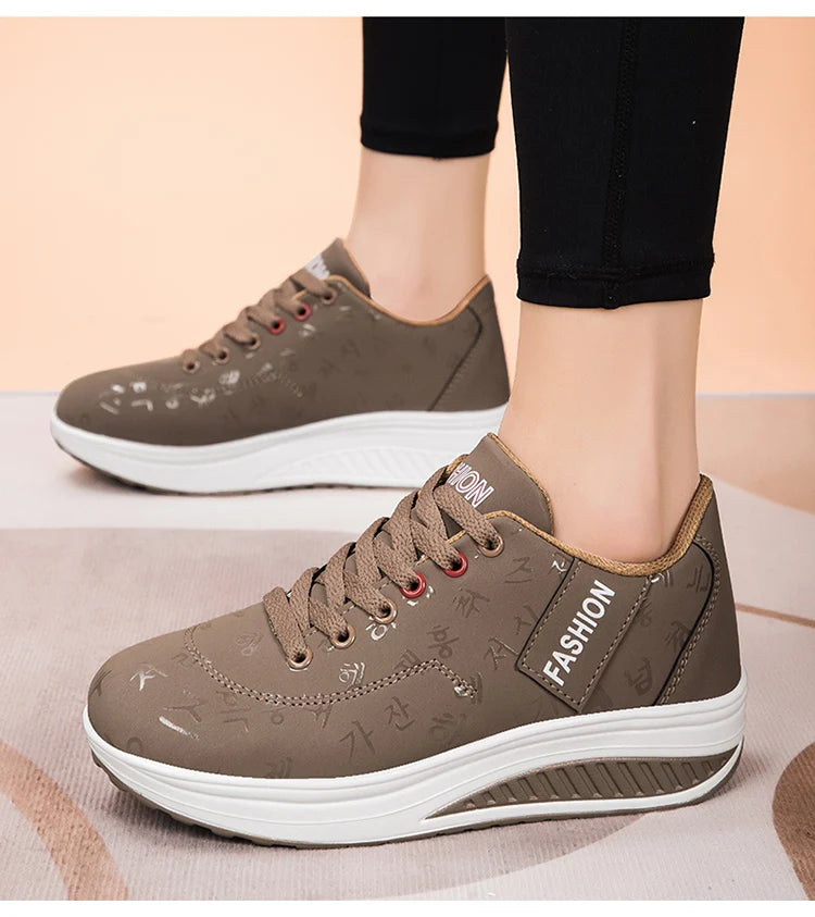 Zapatillas casuales de mujer para exterior con suela gruesa, plataforma de moda, talla grande 42, suela plana, para caminar, deporte, caminatas y running