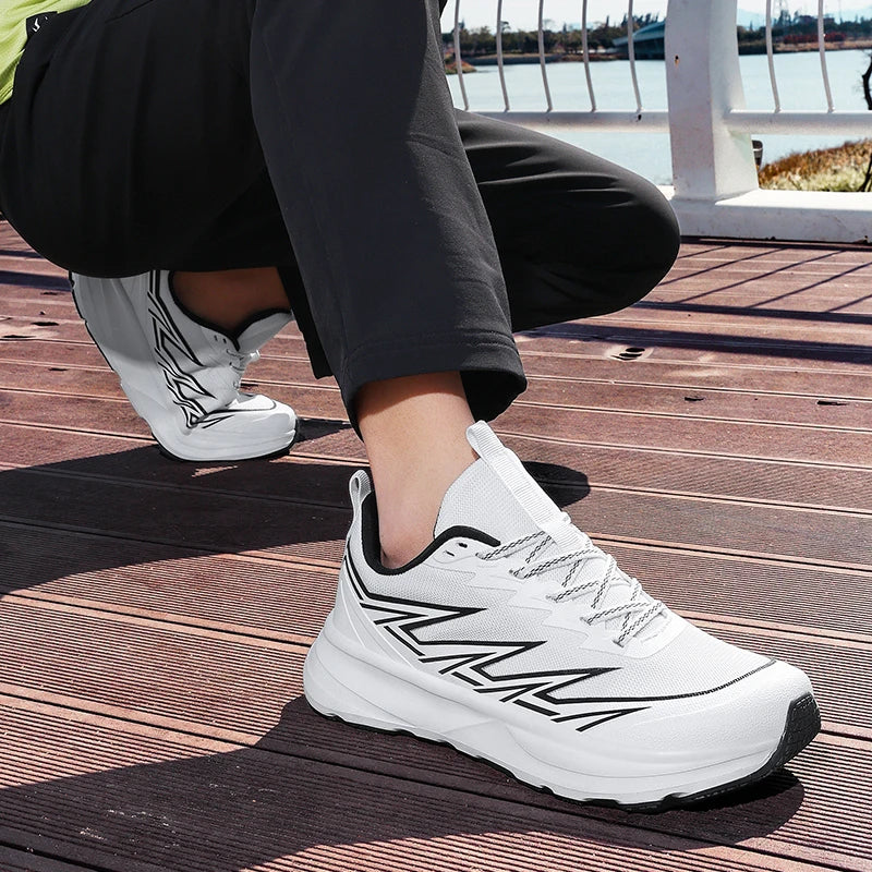 Men's Sports Shoes Wide Last Comfortable Breathable Mesh Outdoor Fitness Shoes 2026 New Fashion Versatile Commuting Sports Shoes