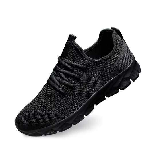 Sapatos de homem Four Seasons novos tamanhos grandes em malha Flyknit, leves e respiráveis, sapatilhas desportivas casuais com sola macia para corrida ao ar livre