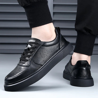 Sapatilhas DIMANYU para homem em pele genuína, novas para o verão de 2026, sapatos casuais para homem com plataforma, atacadores, estilo simples e moderno, respiráveis