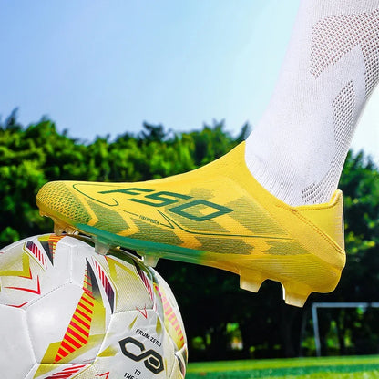Nouvelles chaussures de football pour hommes, légères, très vendues, de haute qualité, crampons pour terrain en herbe, chaussures de football mi-hautes, baskets antidérapantes pour l'extérieur.