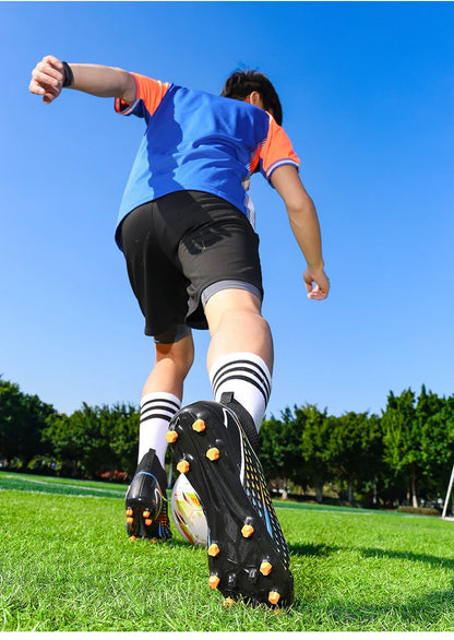 New Men's Soccer Shoes Professional Football Boots Turf Futsal Match Grass Unisex Outdoor Training Soccer Cleats Non-Slip Breathable