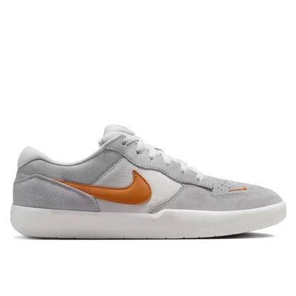 Nike SB Force 58 Retro – minimalistiset, muodikkaat, kevyet ja kestävät matalavartiset skeittikengät, unisex-malli DV5477-007