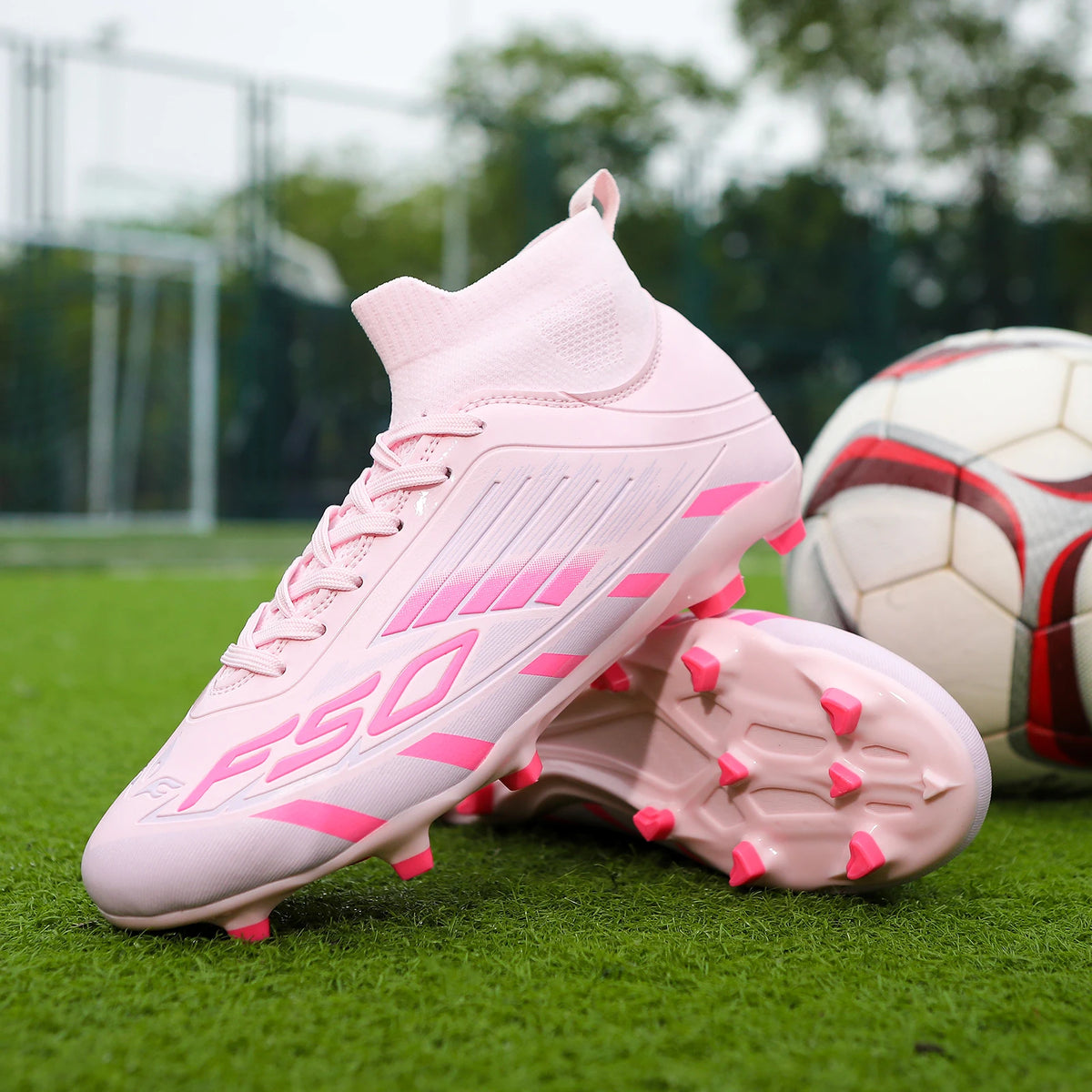 Nouvelles chaussures de football professionnelles pour hommes TF/FG, chaussures de football pour garçons, chaussures de sport unisexes à cheville haute, antidérapantes, confortables