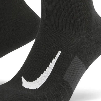 Nike: Štýlové, univerzálne a pohodlné športové a voľnočasové oblečenie pre mužov a ženy – ponožky z froté, balenie po 3 kusoch SX7557-010