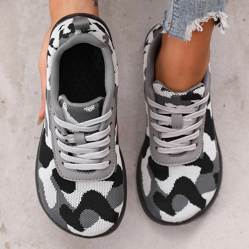 Camouflage Women's Shoes Wide Toe Breathable Mesh Comfortable Flat Bottom Barefoot Shoes New Soft Sole Men's Sneakers