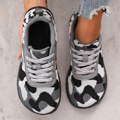 Camouflage Women's Shoes Wide Toe Breathable Mesh Comfortable Flat Bottom Barefoot Shoes New Soft Sole Men's Sneakers