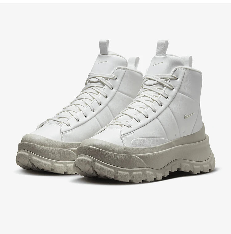 Официални дамски маратонки Nike Blazer Roam Mid Simple Mid-Top FQ9065-100