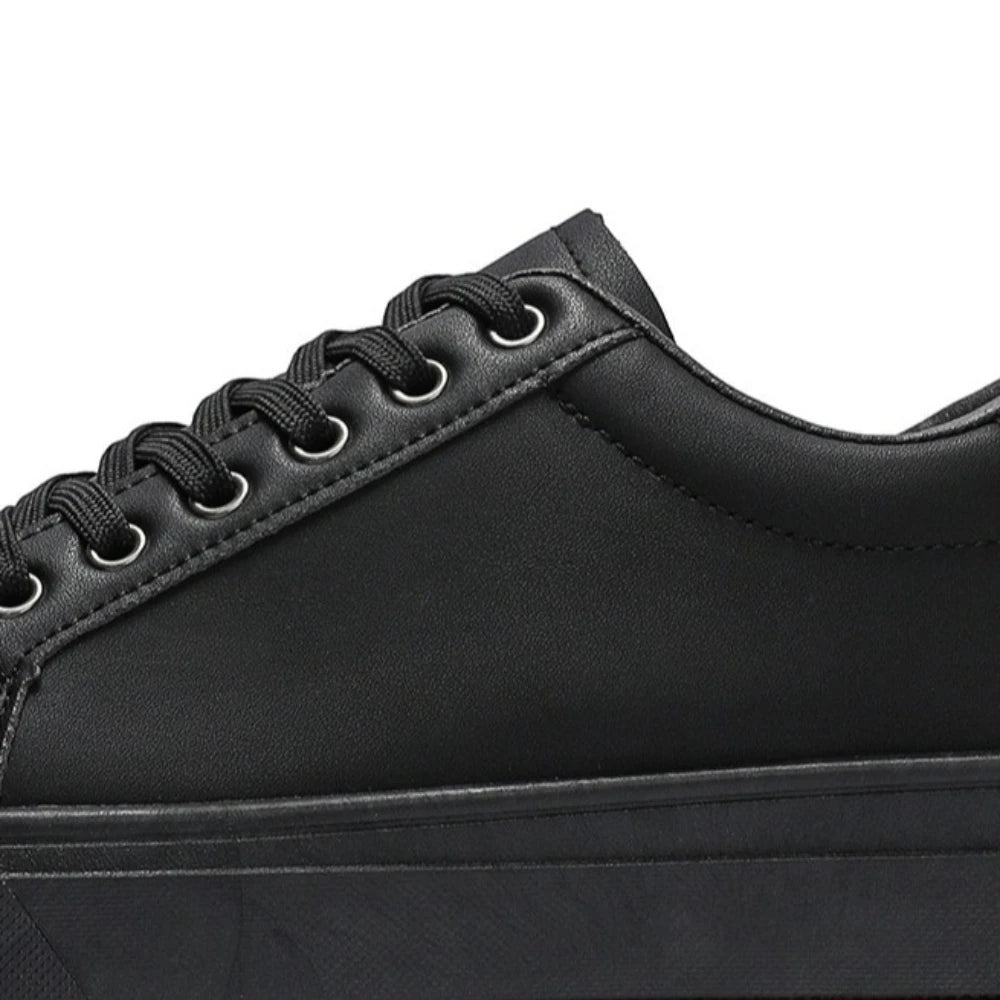 Nuove scarpe da uomo alla moda best-seller, scarpe bianche di tendenza, scarpe sportive e casual da studente, scarpe da uomo versatili