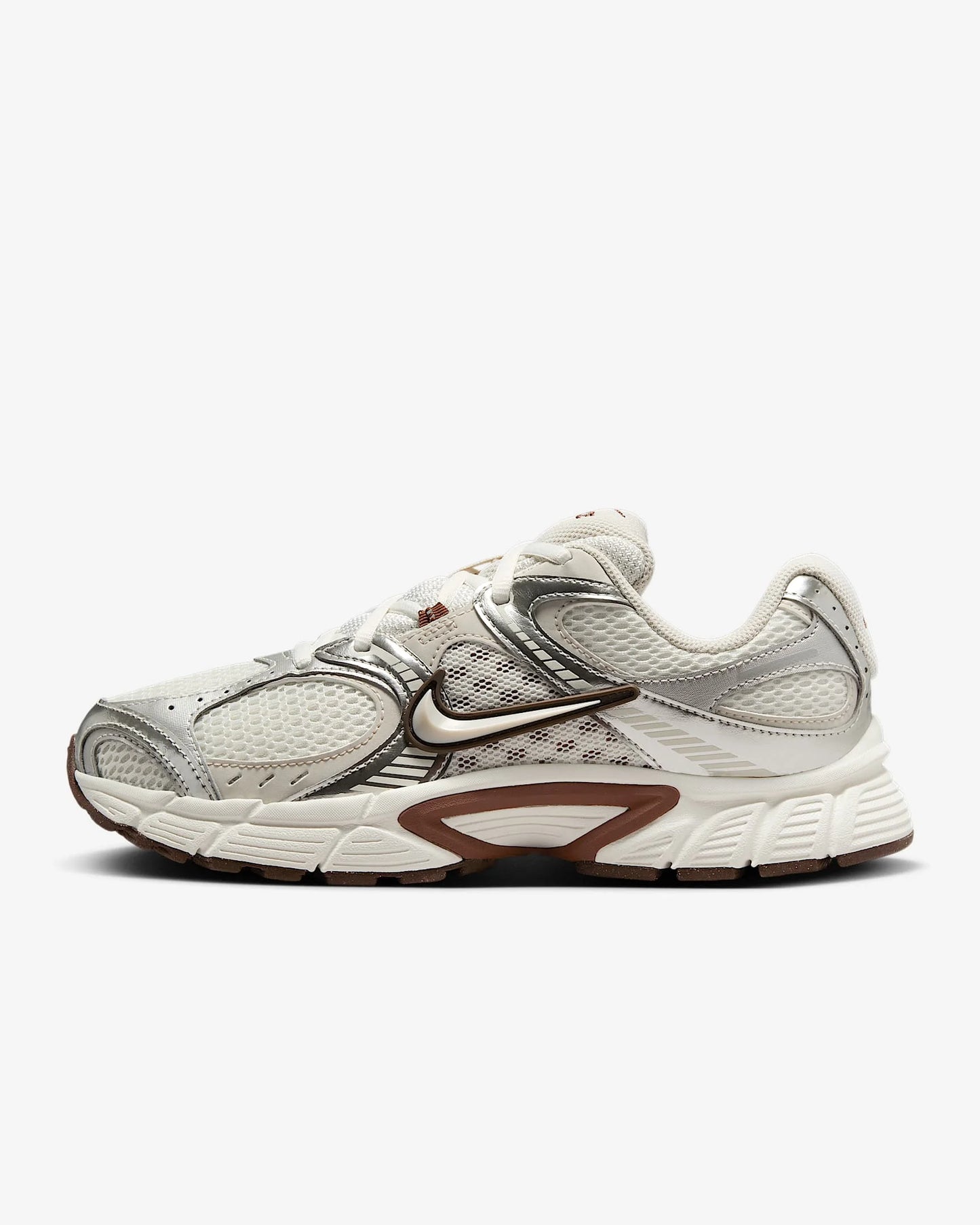 Nike V5 RNR, a Soft and Comfortable Mesh Fabric Running Shoe with Excellent Grip Durability and Breathability HQ7901-102