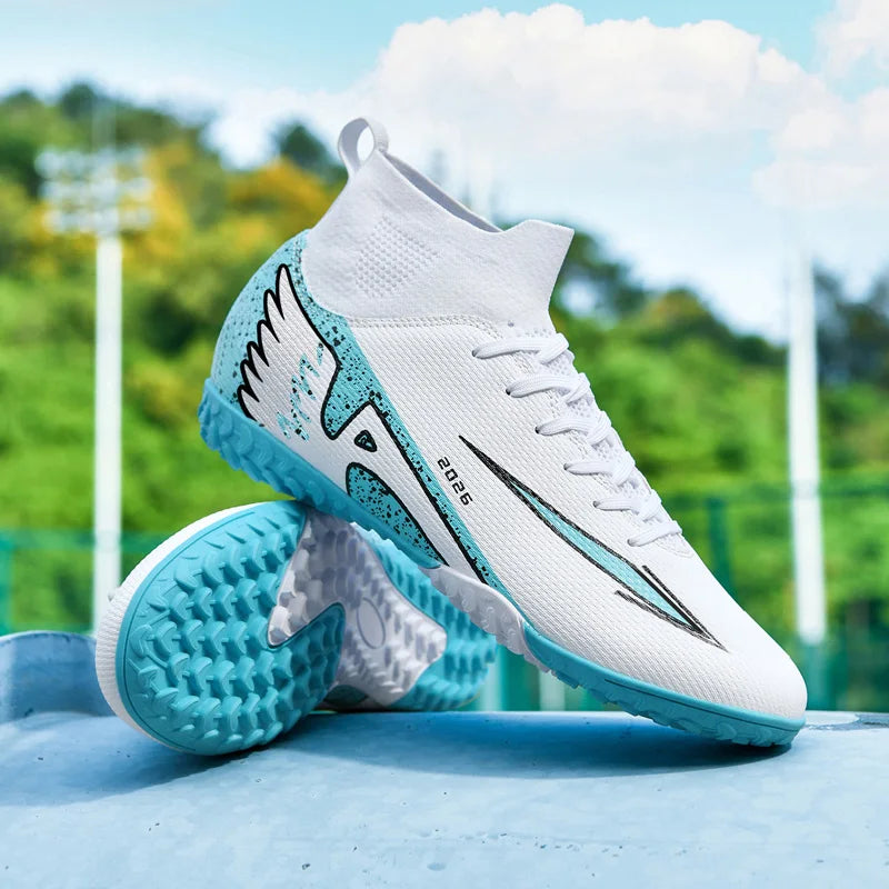 Nouvelles chaussures de football pour hommes, chaussures de soccer de haute qualité, chaussures de futsal, chaussures de sport antidérapantes à cheville haute pour l'extérieur, chaussures de sport ultra-légères antidér