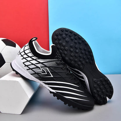 Nouvelles chaussures de football pour hommes, crampons de futsal, chaussures de football, confortables, ultra-légères, pour terrain synthétique et naturel, sportives, antidérapantes, pour adultes, professionnelles.