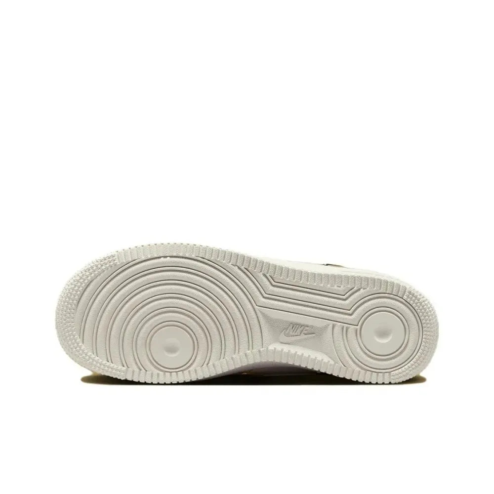 Nike Air Force 1 07 Leather Stylish and Versatile, Comfortable and Durable Low-Top Skate Shoes for Men and Women FV3654-111