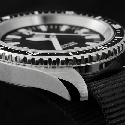 Reloj para hombre Watchdives WD1980 V3 38mm Vintage VH31 Ronda 515 con movimiento de cuarzo, segundero continuo, luminoso y cristal de zafiro