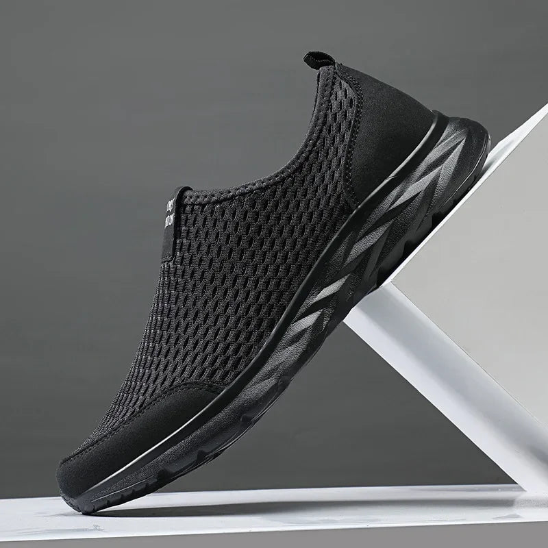 2025 new shoes men loafers, light walking breathable summer comfortable casual shoes, men's sneakers zapatillas hombre plus
