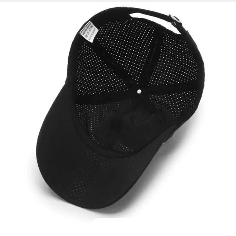 Cappellino da baseball in rete ultra-traspirante ad asciugatura rapida - Cappellino sportivo estivo versatile per uomo e donna - Ideale per le avventure all’aria aperta