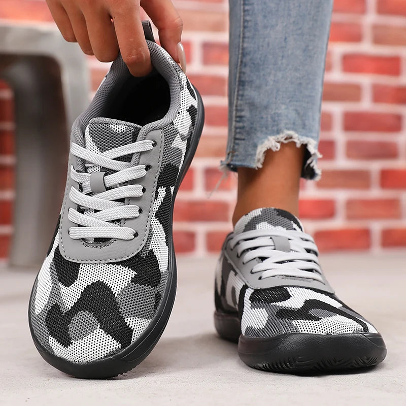 Camouflage Women's Shoes Wide Toe Breathable Mesh Comfortable Flat Bottom Barefoot Shoes New Soft Sole Men's Sneakers
