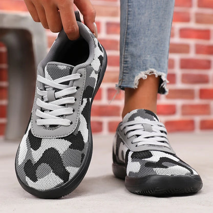 Camouflage Women's Shoes Wide Toe Breathable Mesh Comfortable Flat Bottom Barefoot Shoes New Soft Sole Men's Sneakers