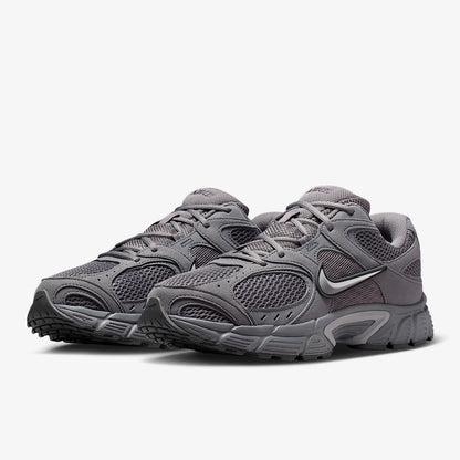 Nike Authentic V5 RNR Herren-Retro-Sportschuhe mit Schnürung, Low-Top II6292-006