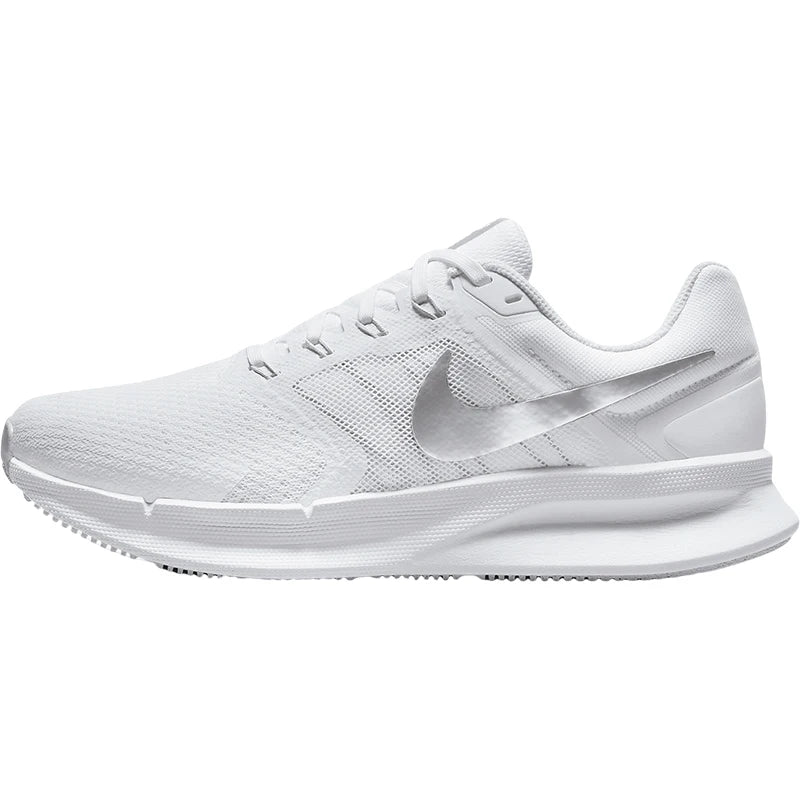 Nike Authentic Run Swift 3 Zapatillas de running transpirables y acolchadas para mujer DR2698-101