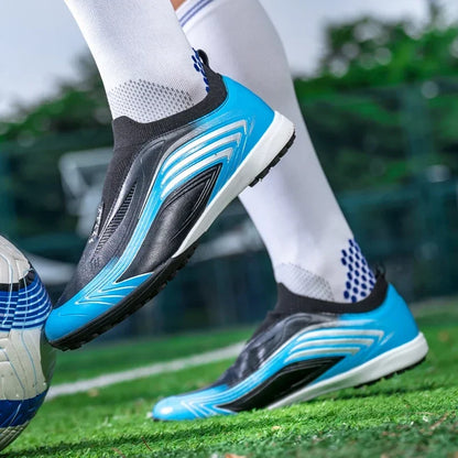 Nouvelles chaussures de football pour hommes, baskets de match, chaussures de futsal antidérapantes, crampons pour terrain en herbe, chaussures de football d'intérieur, légères, de haute qualité, pour l'extérieur