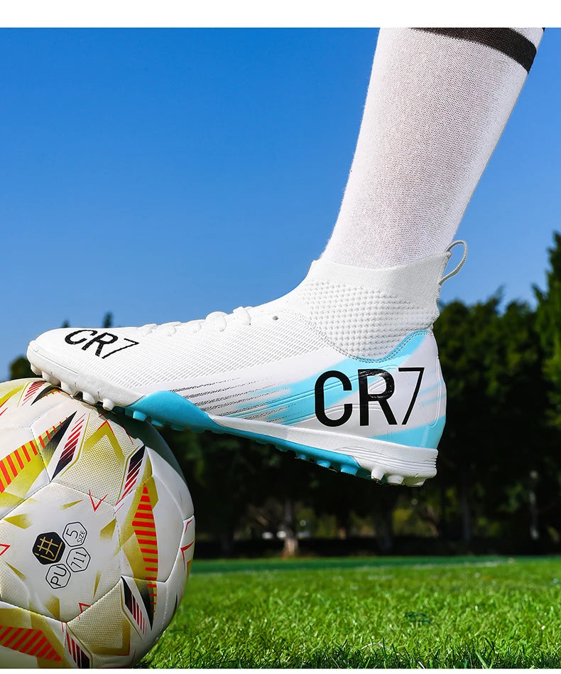 New Men Football Boots Hot Sale Professional Futsal High-Quality Soccer Shoes Cleats Women Unisex Ultralight TF/FG Sneakers