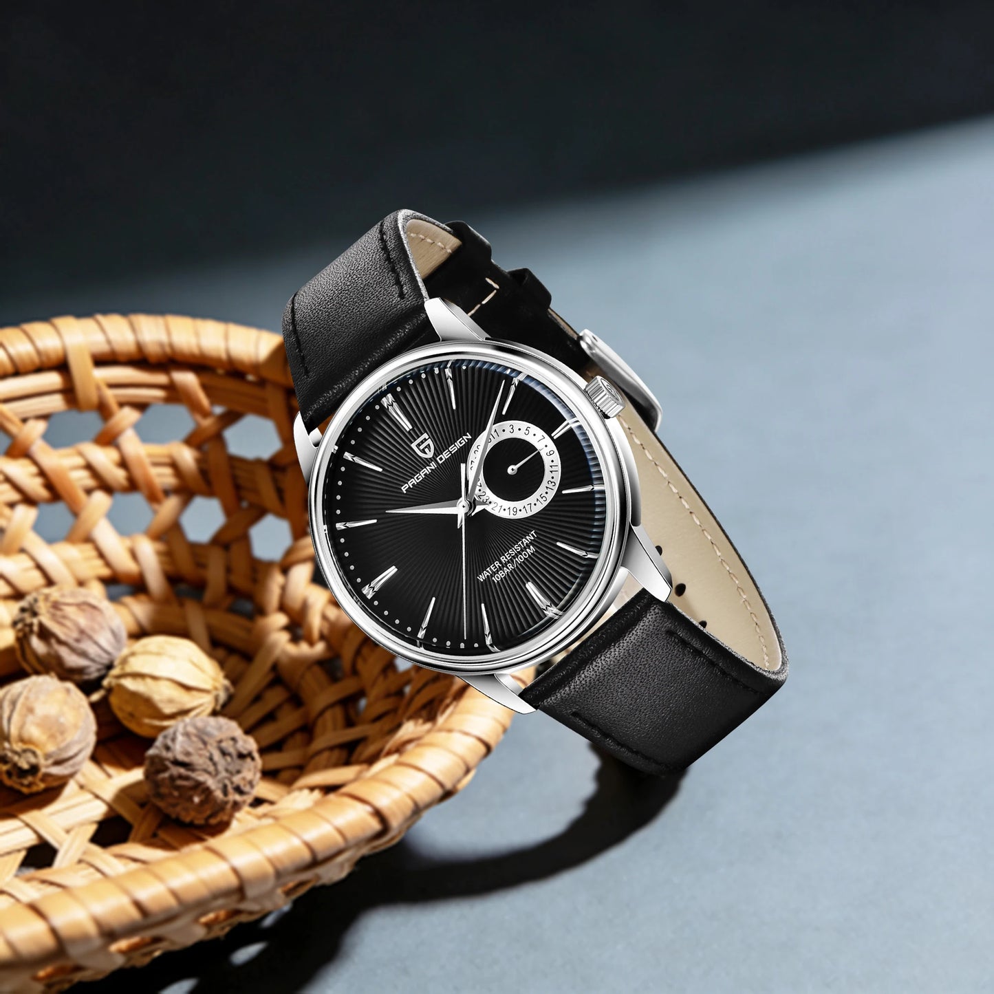 PAGANI DESIGN Men's Casual Quartz Watch Light Luxury All-Match Coated Glass Waterproof Stainless Steel Dial Date Display Watch