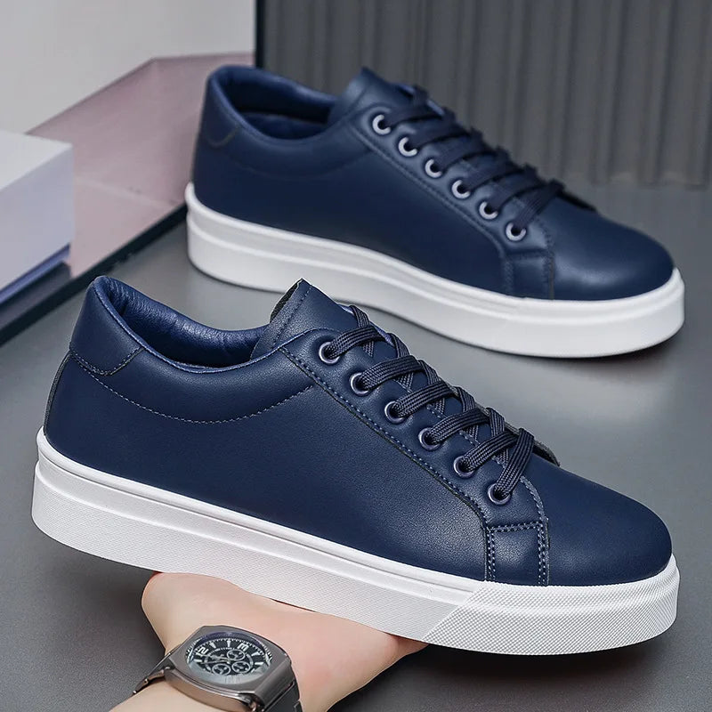 Nuove scarpe da uomo alla moda best-seller, scarpe bianche di tendenza, scarpe sportive e casual da studente, scarpe da uomo versatili