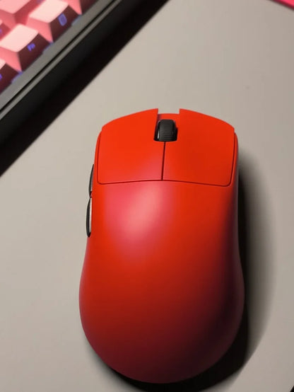 Mouse wireless ultraleggero originale FGG Madlions Mad G Pro Max 8K HZ dual-mode a bassa latenza PAW3395, accessori e regali per gamer