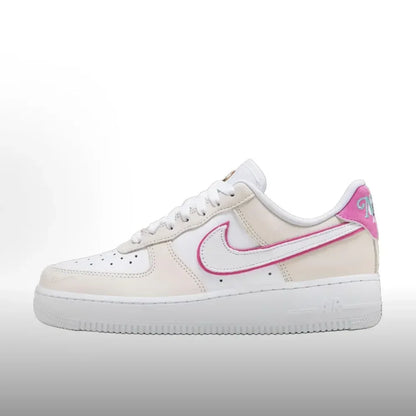 Baskets unisexes Nike Air Force 1 '07 : design emblématique et confort tout au long de la journée, style urbain décontracté HQ1977-001