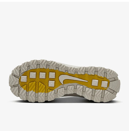 Официални дамски маратонки Nike Blazer Roam Mid Simple Mid-Top FQ9065-100