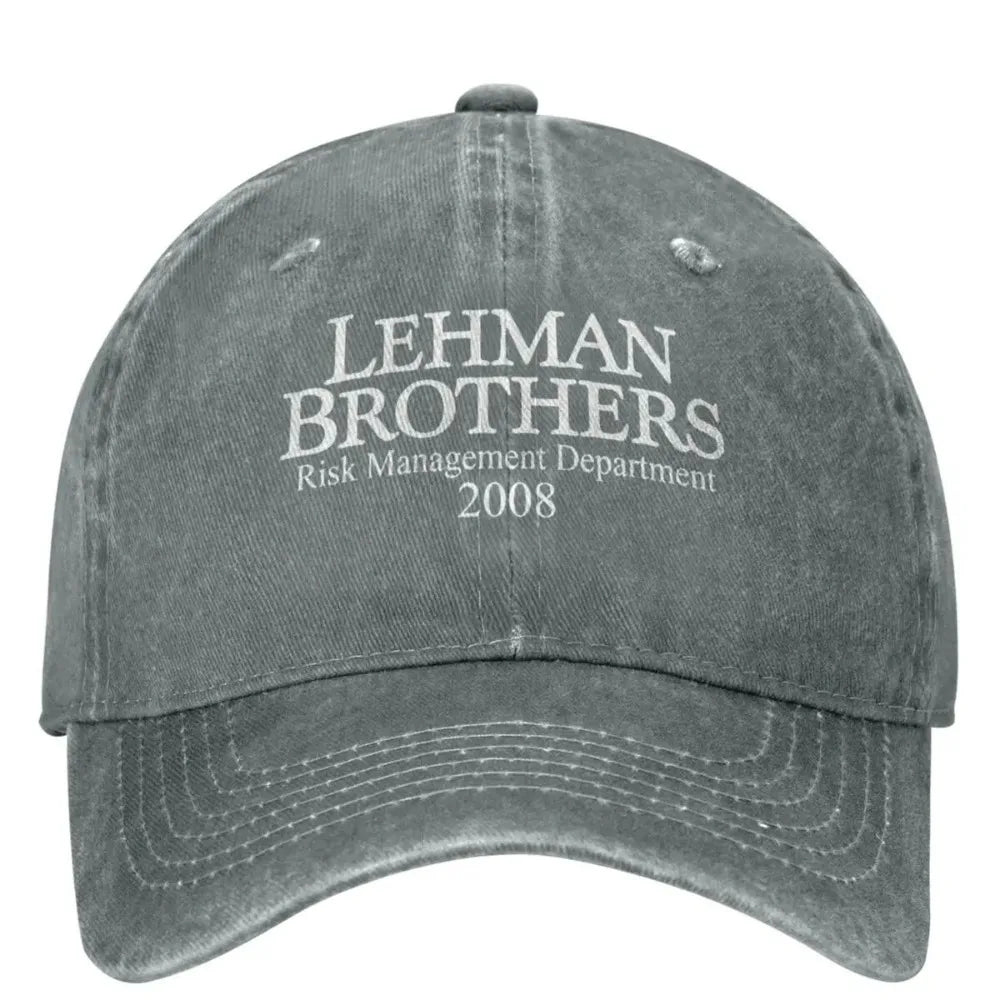 Lehman Brothers – kšiltovka s motivem řízení rizik – bankovní krach – kšiltovka typu „trucker“ – tenisová kšiltovka – skateová kšiltovka typu „snapback“ – dámské kšiltovky