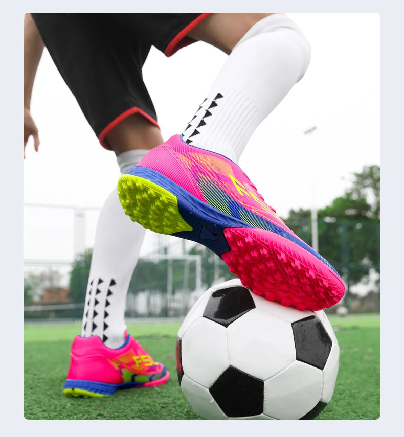 New Men Soccer Shoes Unisex Sneakers Hot Sale Football Boots Professional High-quality Futsal Ultralight Women TF/FG Cleats