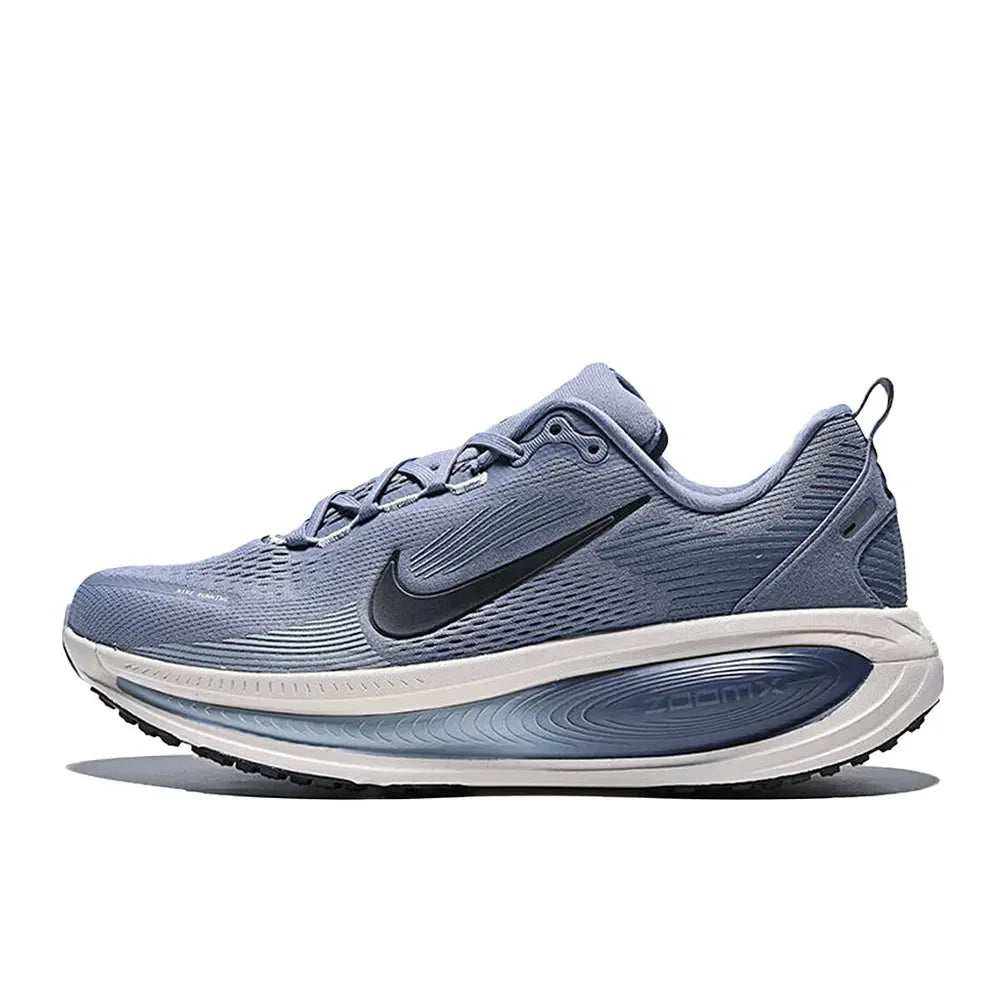 „Nike Vomero 18“ – amortizuojantys, palaikantys, lengvi, idealiai tinkantys bėgimui ir ėjimui, patogūs unisex bėgimo bateliai HM6803-300