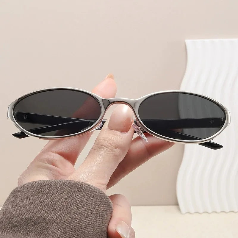 Retro Oval Design Sunglasses Women 2026 New Y2K Small Metal Frame UV400 Protection Vintage Punk Sun Glasses Fashion Eyewear